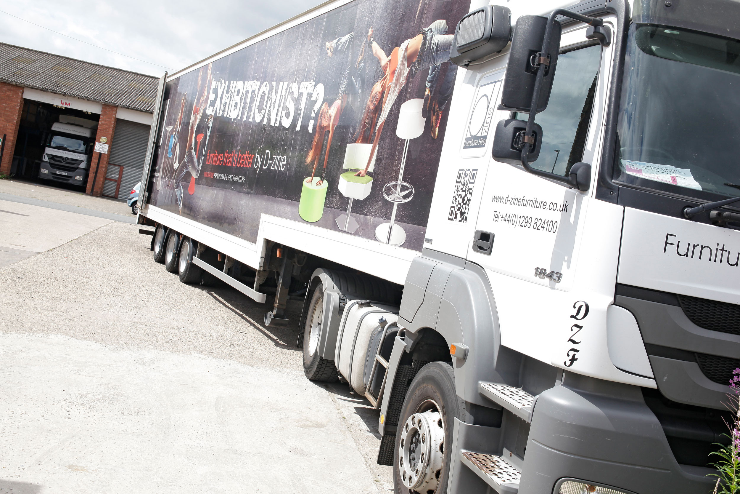 Dedicated team and fleet with unrivalled 24/7 customer support